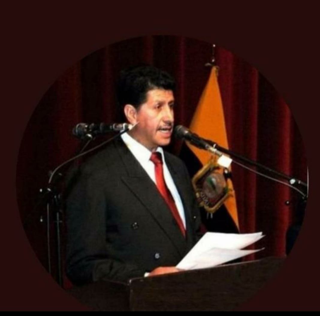 José Alomía